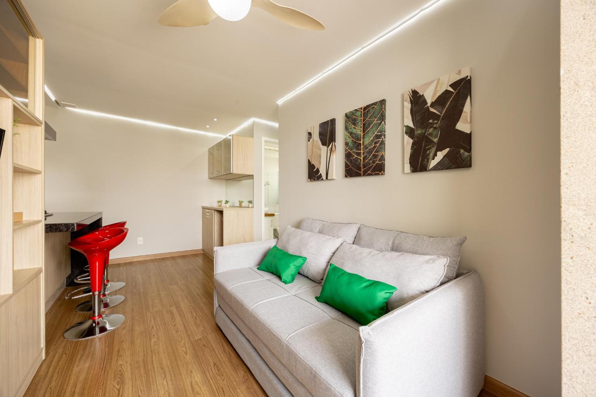 Apartamento Easy Star - Belo Apto C/ 2 Quartos, Vaga E Varanda Na Paulista - Np01i *