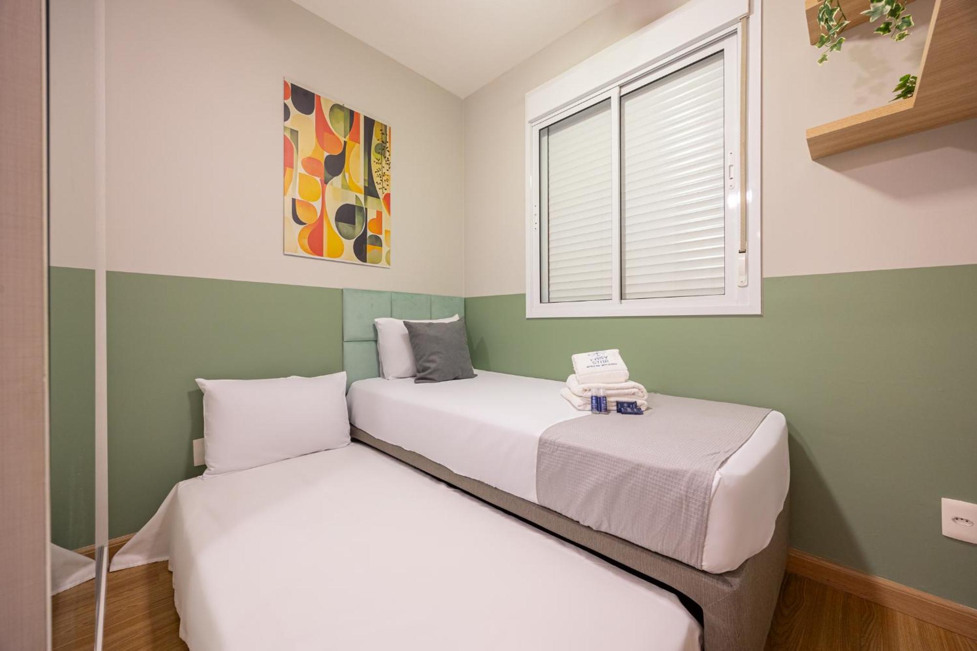 Apartamento Easy Star - Belo Apto C/ 2 Quartos, Vaga E Varanda Na Paulista - Np01i