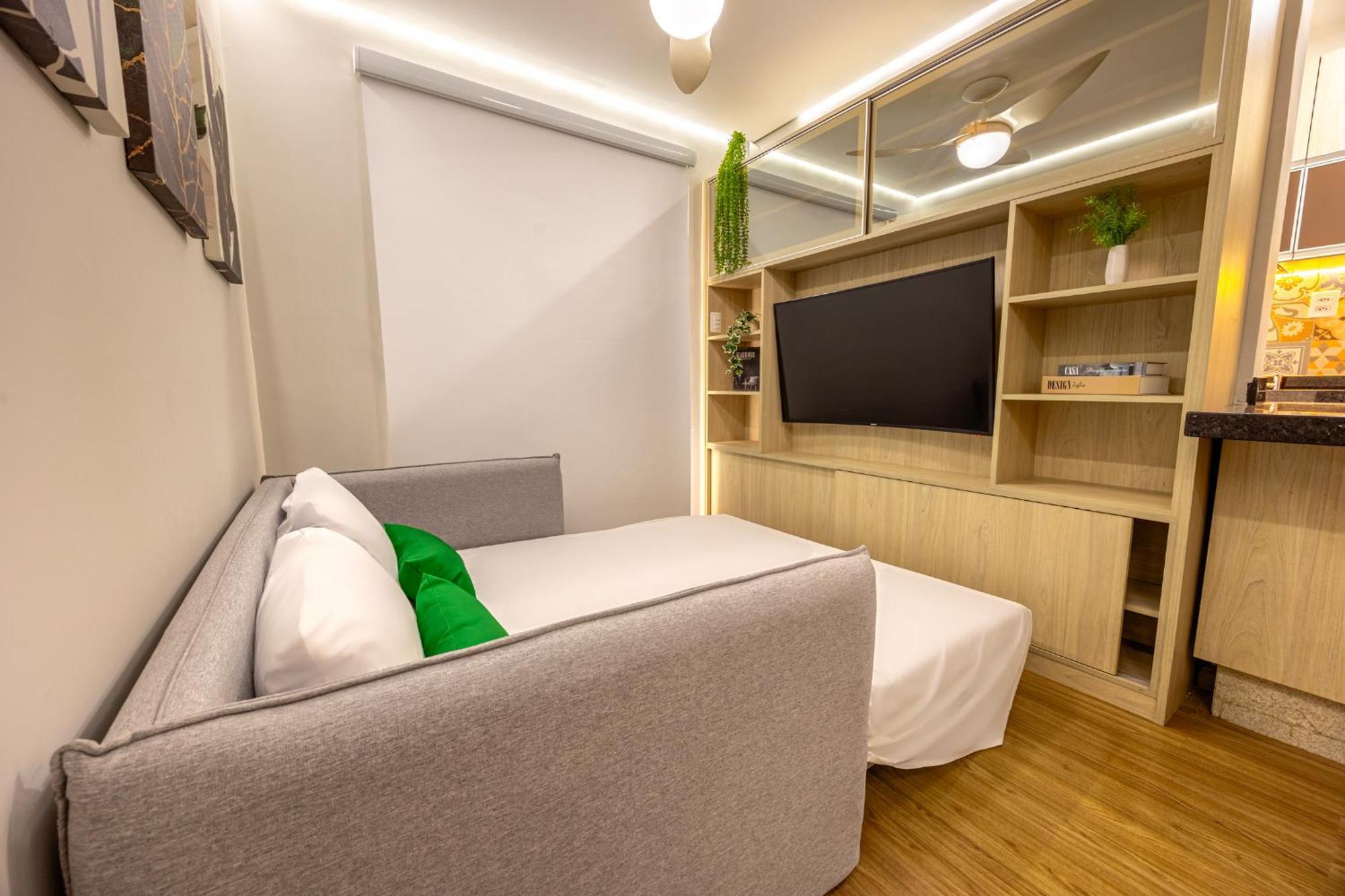 Apartamento Easy Star - Belo Apto C/ 2 Quartos, Vaga E Varanda Na Paulista - Np01i *